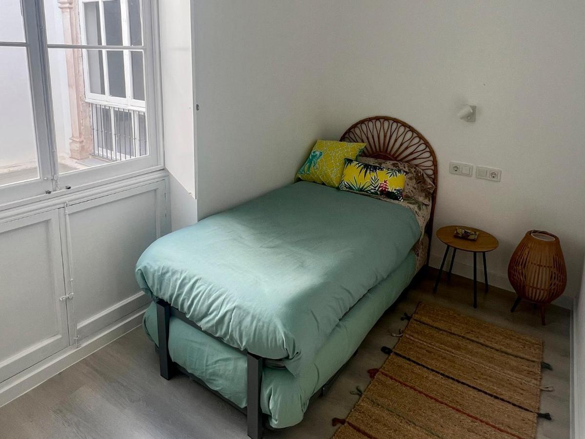 Apartamento Duplex Casa Palacio Rehabilitado Centro El Puerto Эль-Пуэрто-де-Санта-Мария Экстерьер фото